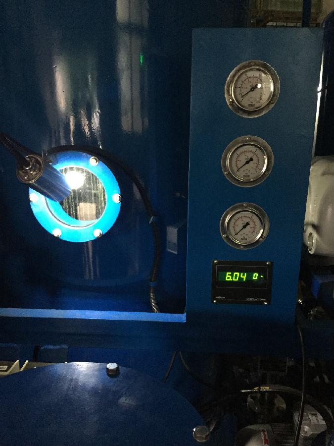 高真空濾油機.JPG _首創(chuàng)高真空濾油機消泡系統(tǒng)