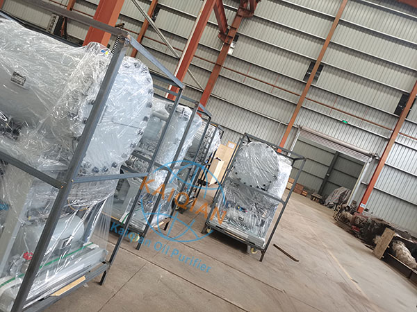 真空濾油機(jī)現(xiàn)場交付 真空濾油機(jī)現(xiàn)場交付